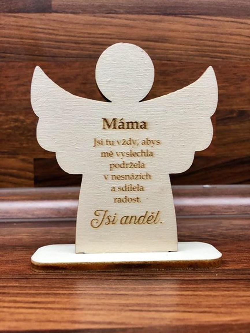 Dřevěný andělíček 12 x 10 cm - Máma