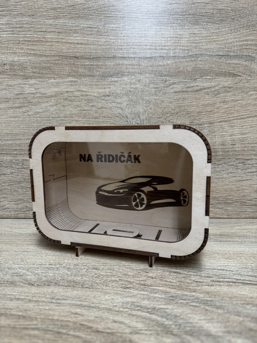 Průhledná kasička na peníze 